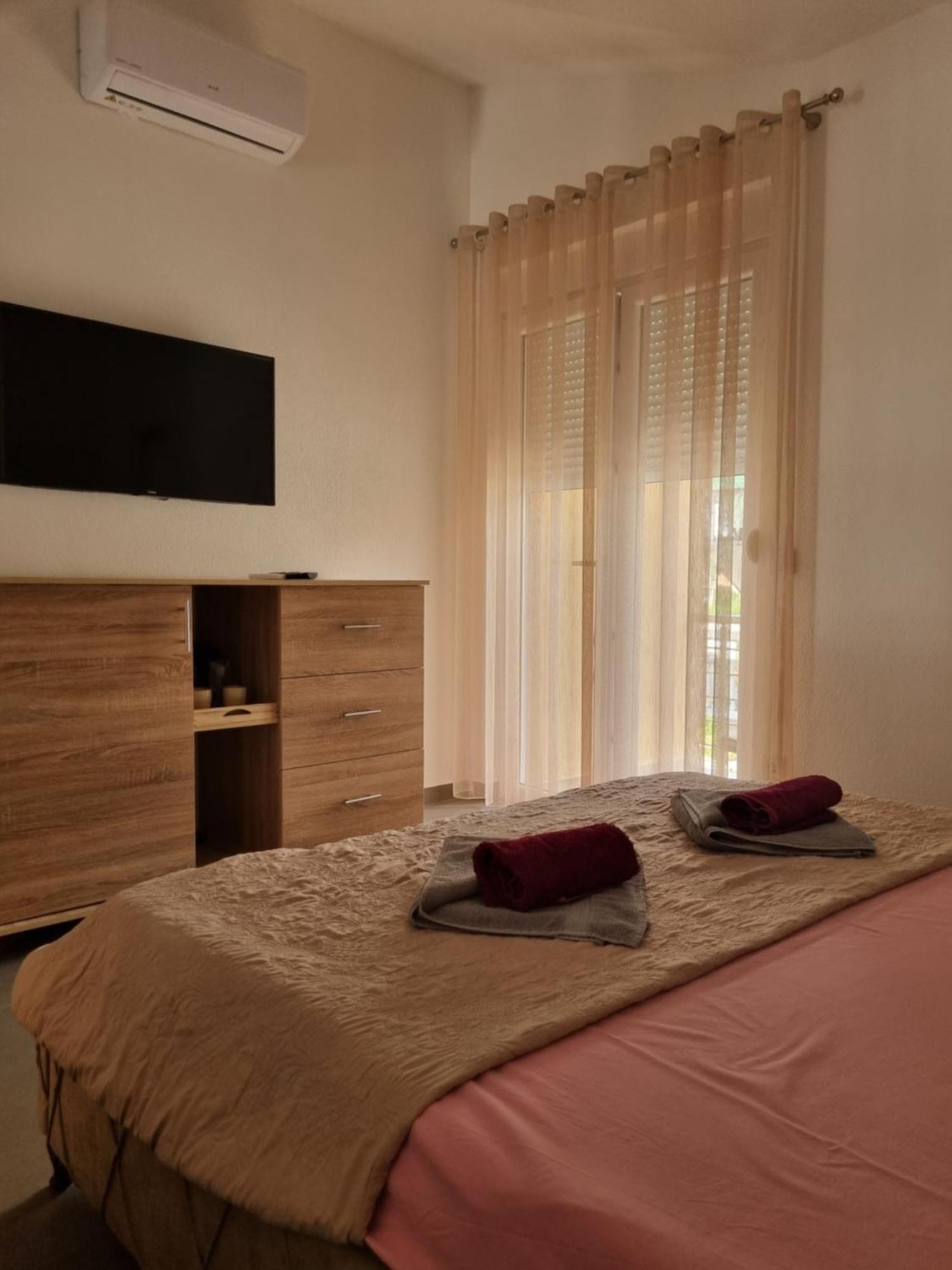 Apartmani Mihailovic บุดวา ภายนอก รูปภาพ