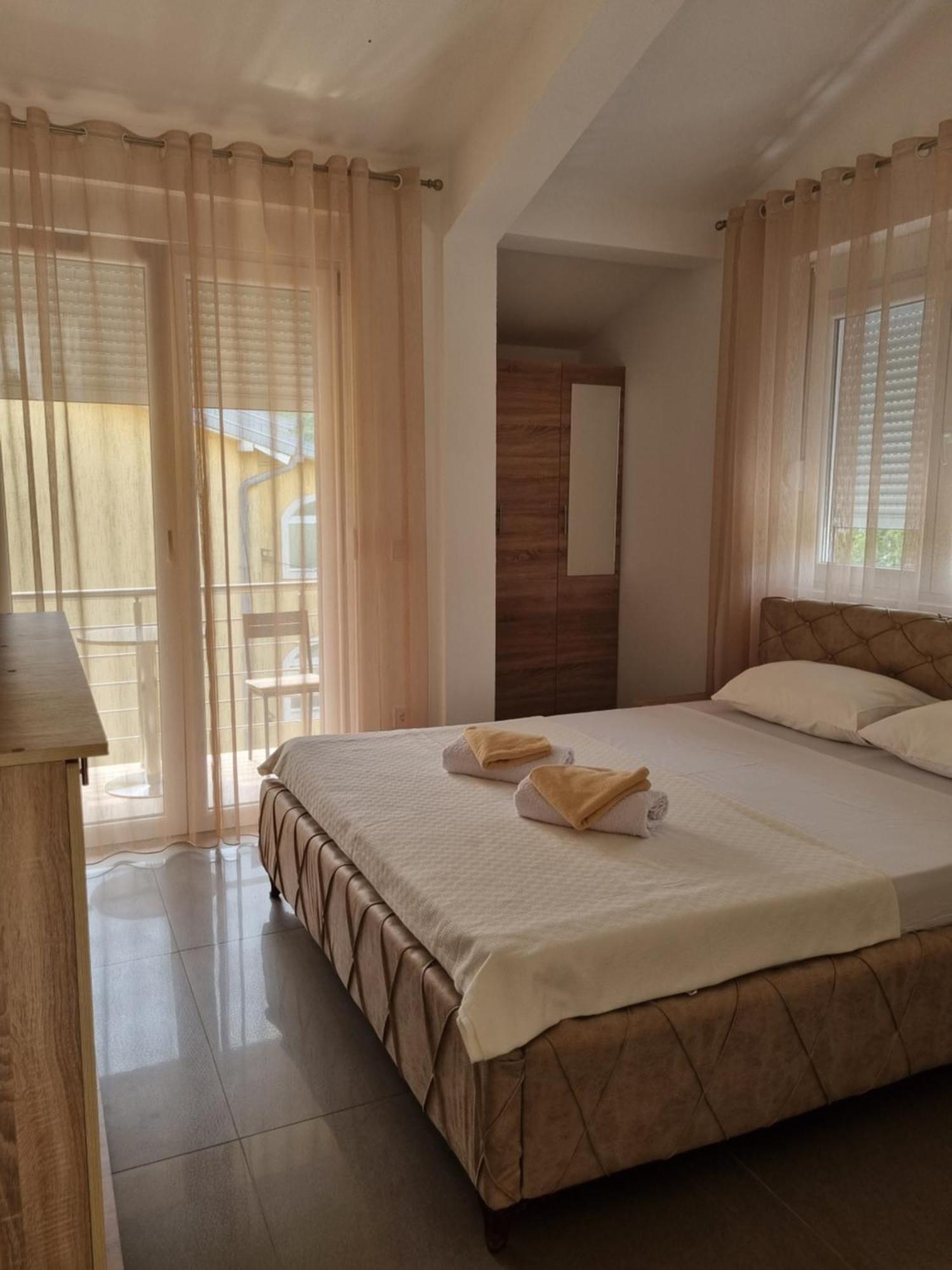 Apartmani Mihailovic บุดวา ภายนอก รูปภาพ
