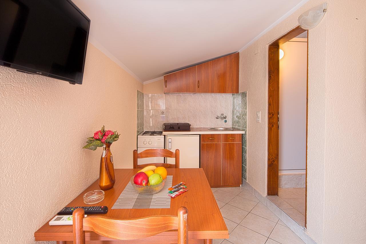 Apartmani Mihailovic บุดวา ภายนอก รูปภาพ